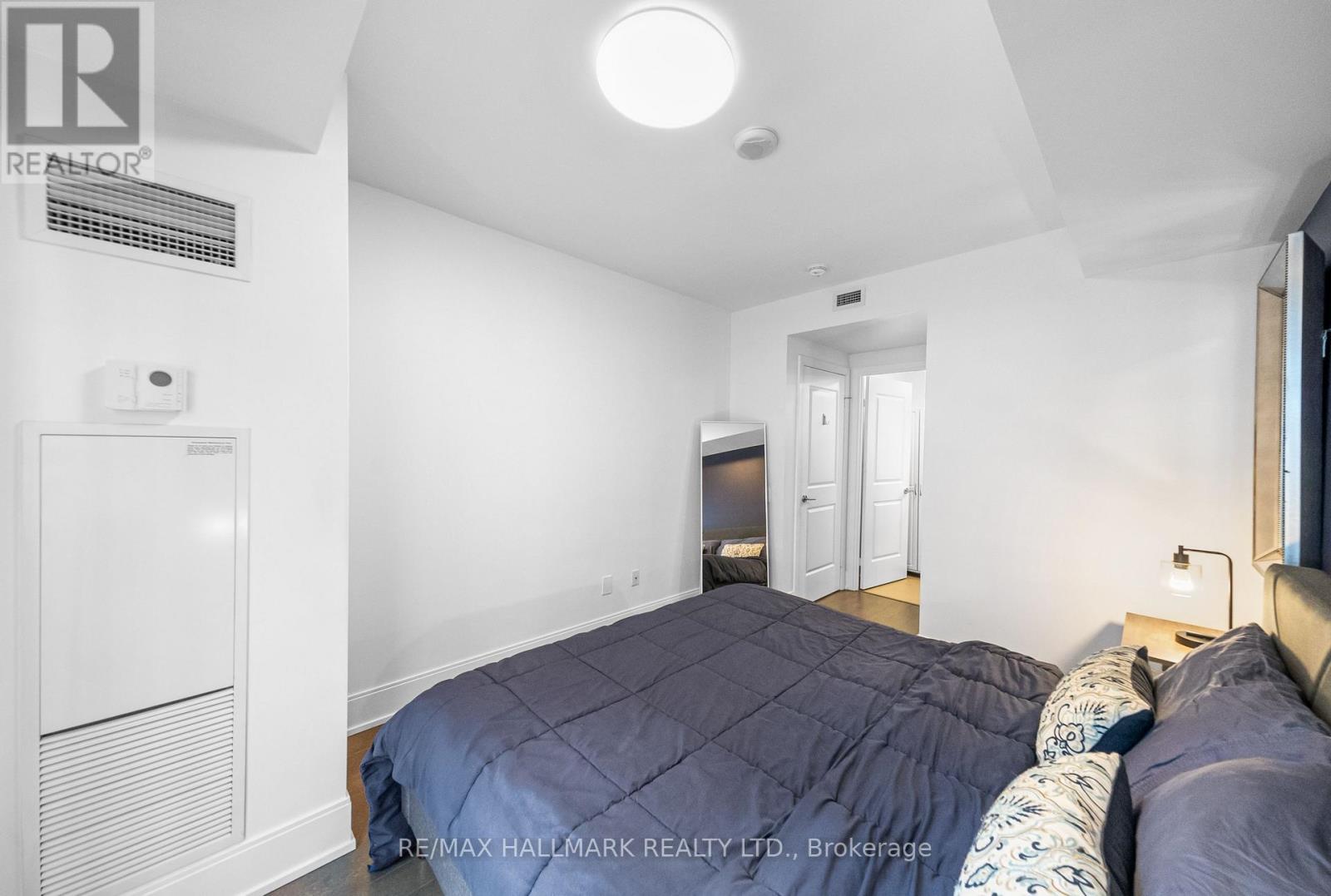 1105 - 560 Front Street W, Toronto, Ontario  M5V 1C1 - Photo 23 - C13233108