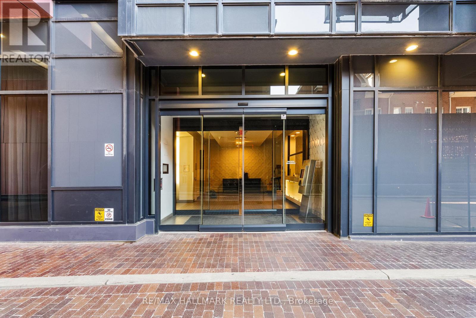 1105 - 560 Front Street W, Toronto, Ontario  M5V 1C1 - Photo 3 - C13233108