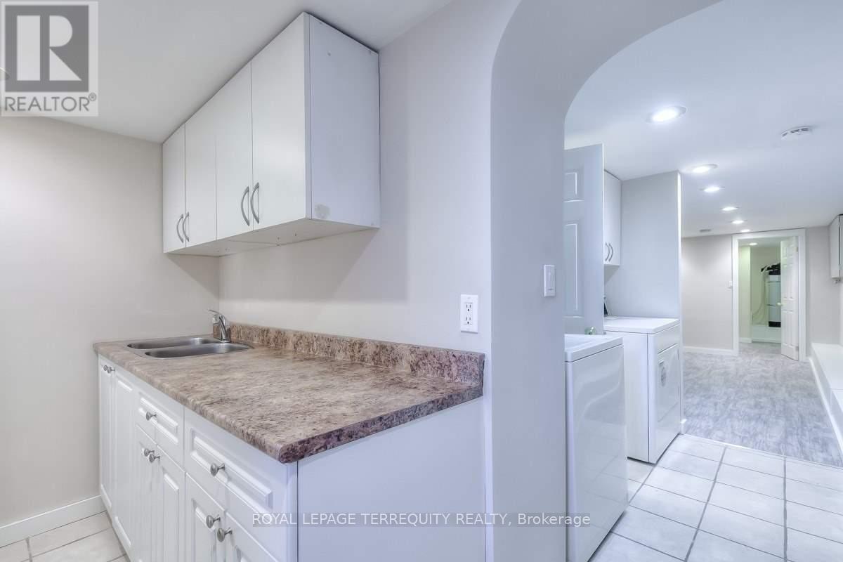 Bsmt - 1760 Queen Street E, Toronto, Ontario  M4L 1G7 - Photo 4 - E13232720