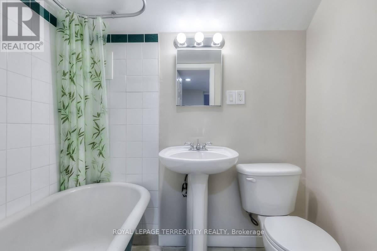 Bsmt - 1760 Queen Street E, Toronto, Ontario  M4L 1G7 - Photo 7 - E13232720