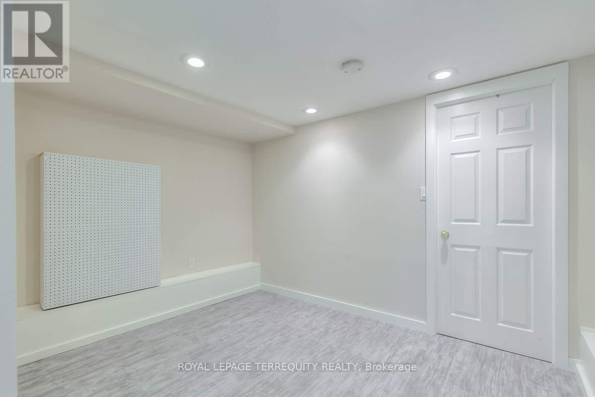 Bsmt - 1760 Queen Street E, Toronto, Ontario  M4L 1G7 - Photo 9 - E13232720