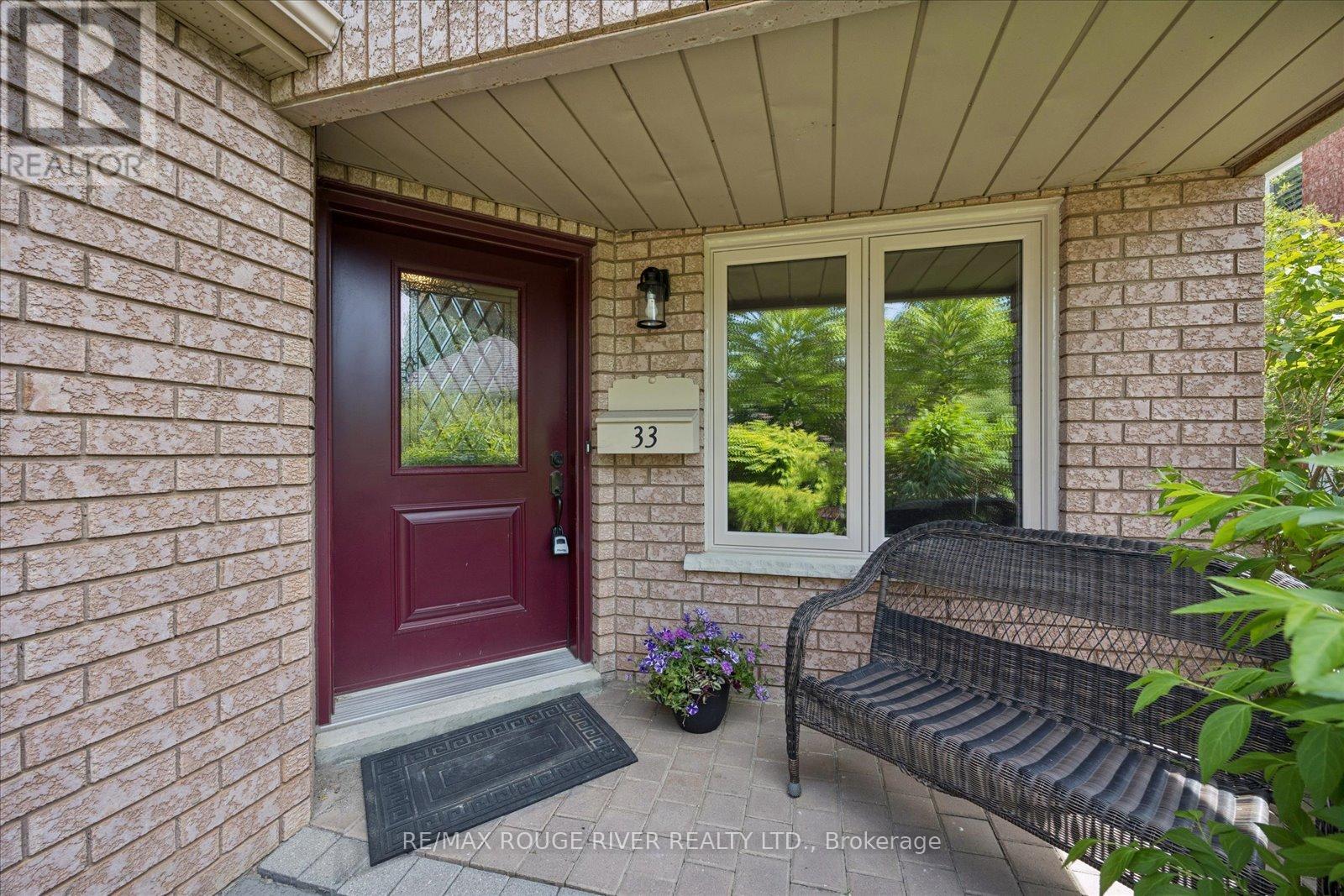 33 Shore Avenue, Whitby, Ontario  L1R 2L7 - Photo 2 - E13232748