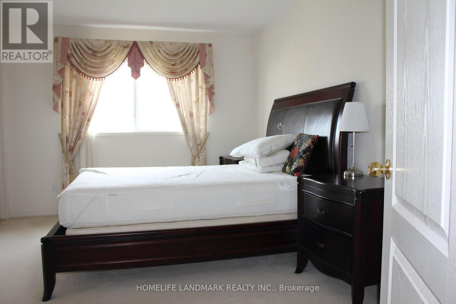 33 Kiriakou Street, Toronto, Ontario  M1P 5G8 - Photo 11 - E13232802