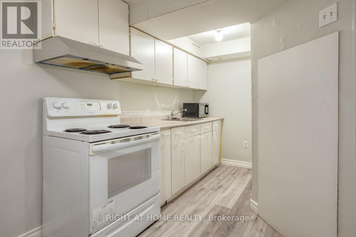 37 Mcknight Drive, Toronto, Ontario  M1B 2Z4 - Photo 31 - E13232814