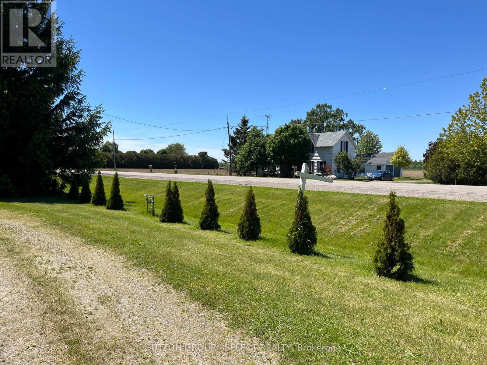 7504 Talbot Trail, Chatham-Kent, Ontario  N0P 1A0 - Photo 5 - X13228360