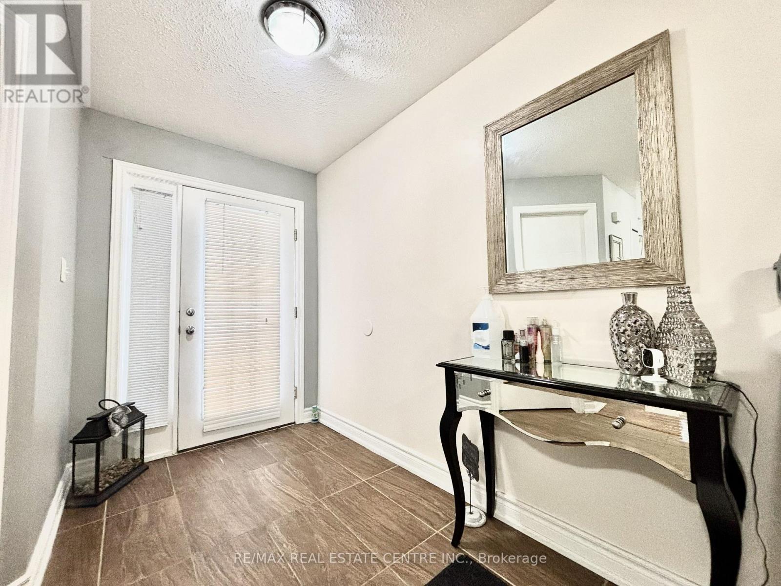 1771 MICKLEBOROUGH DRIVE W, London North, Ontario