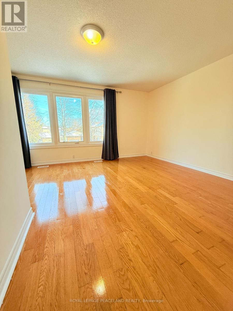 16 Madsen Crescent, Markham, Ontario  L3R 4P3 - Photo 15 - N13232732
