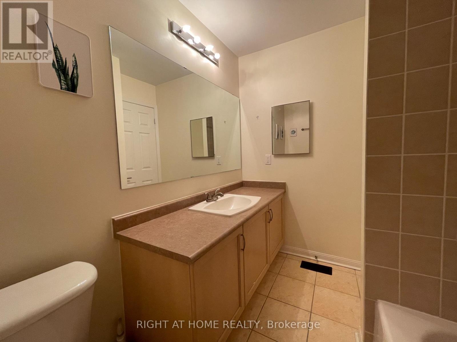 753 Bur Oak Avenue, Markham, Ontario  L6E 1C3 - Photo 19 - N13232758