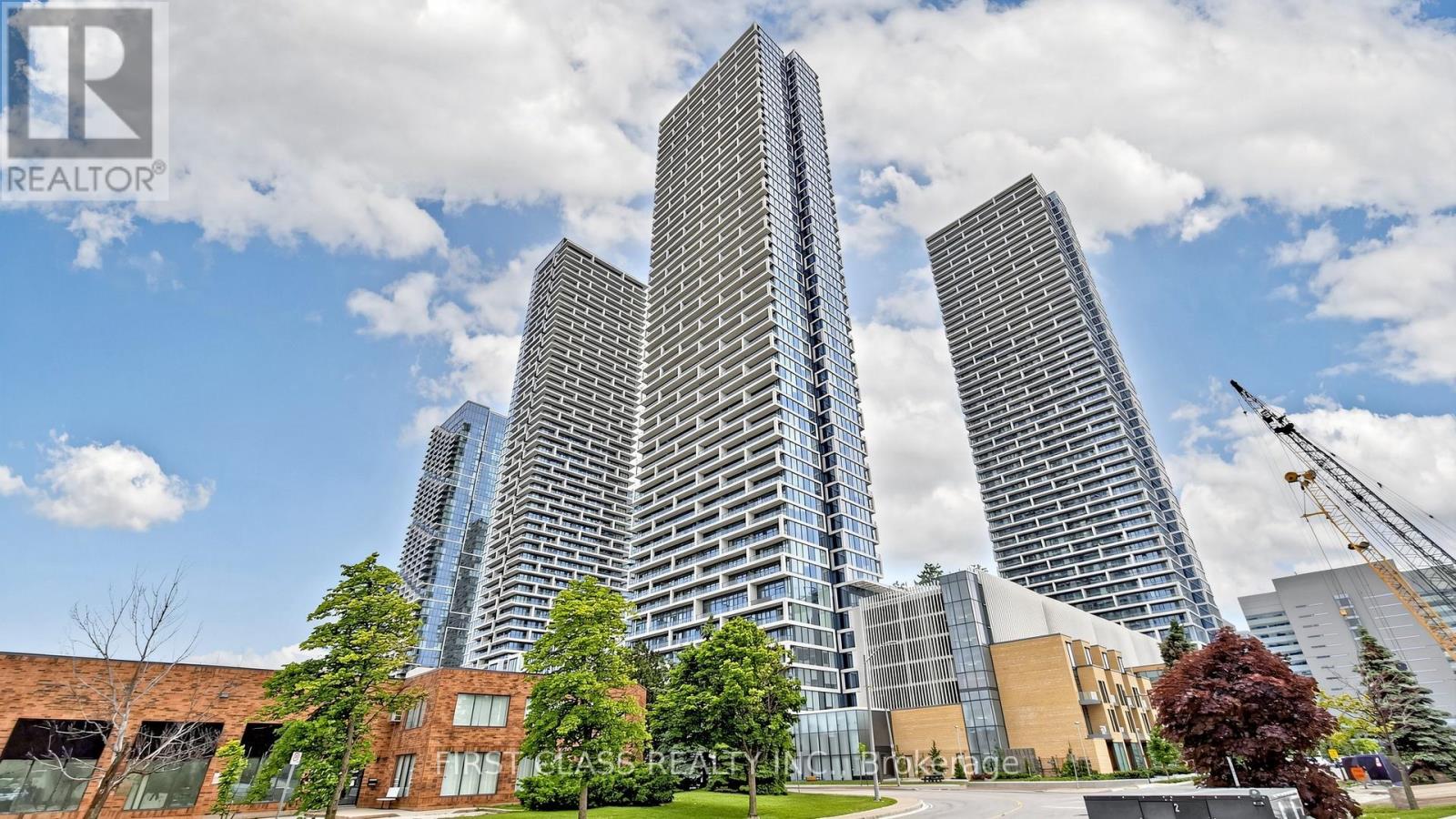 3001 - 898 PORTAGE PARKWAY, Vaughan, Ontario