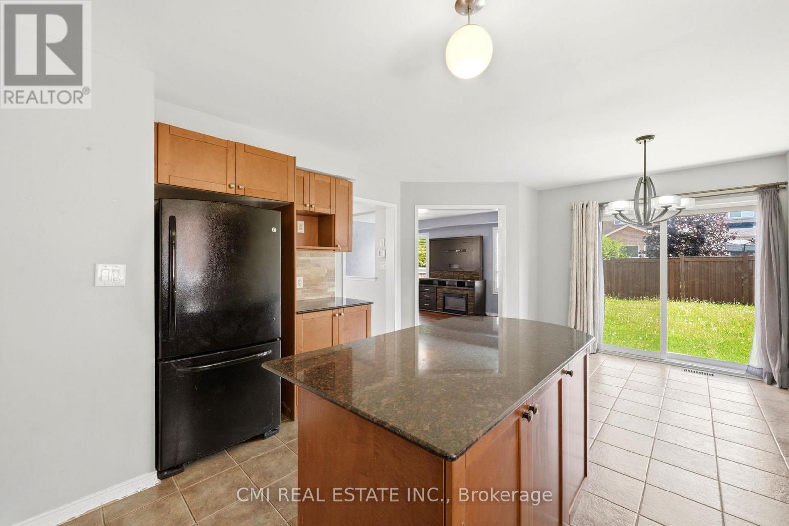 82 Gwillimbury Drive, Bradford West Gwillimbury (Bradford), Ontario  L3Z 0C8 - Photo 15 - N13232962