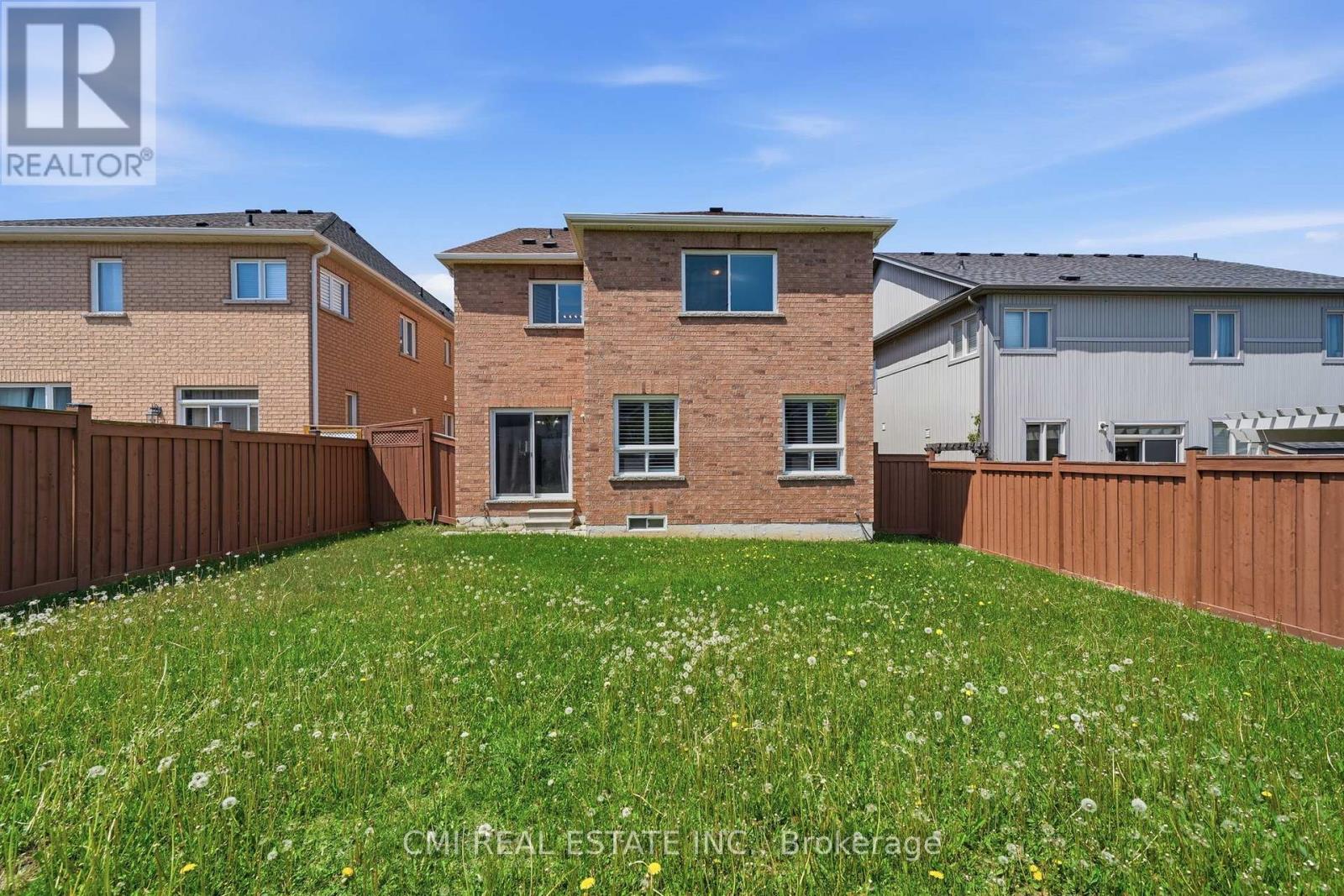 82 Gwillimbury Drive, Bradford West Gwillimbury (Bradford), Ontario  L3Z 0C8 - Photo 40 - N13232962