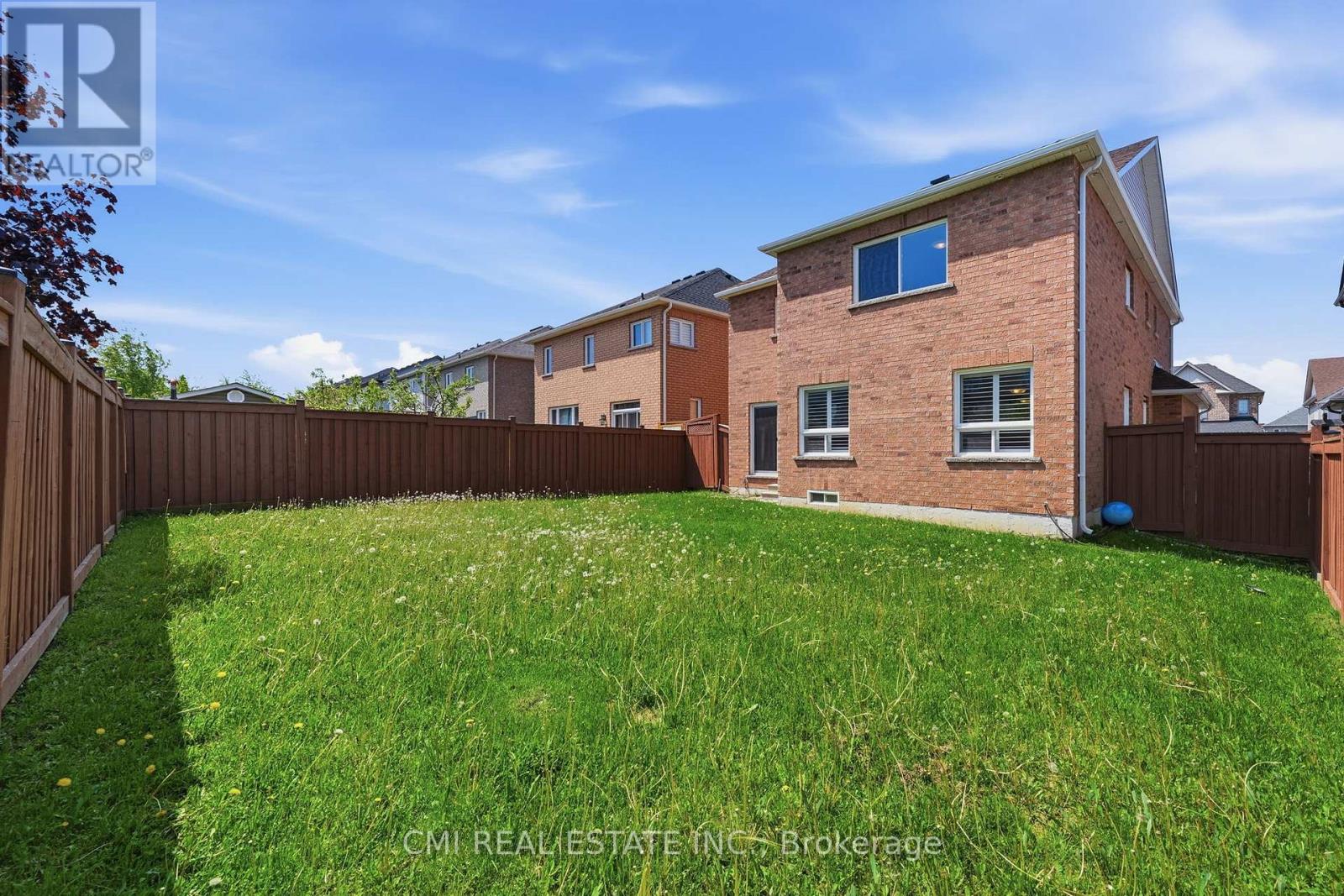 82 Gwillimbury Drive, Bradford West Gwillimbury (Bradford), Ontario  L3Z 0C8 - Photo 41 - N13232962