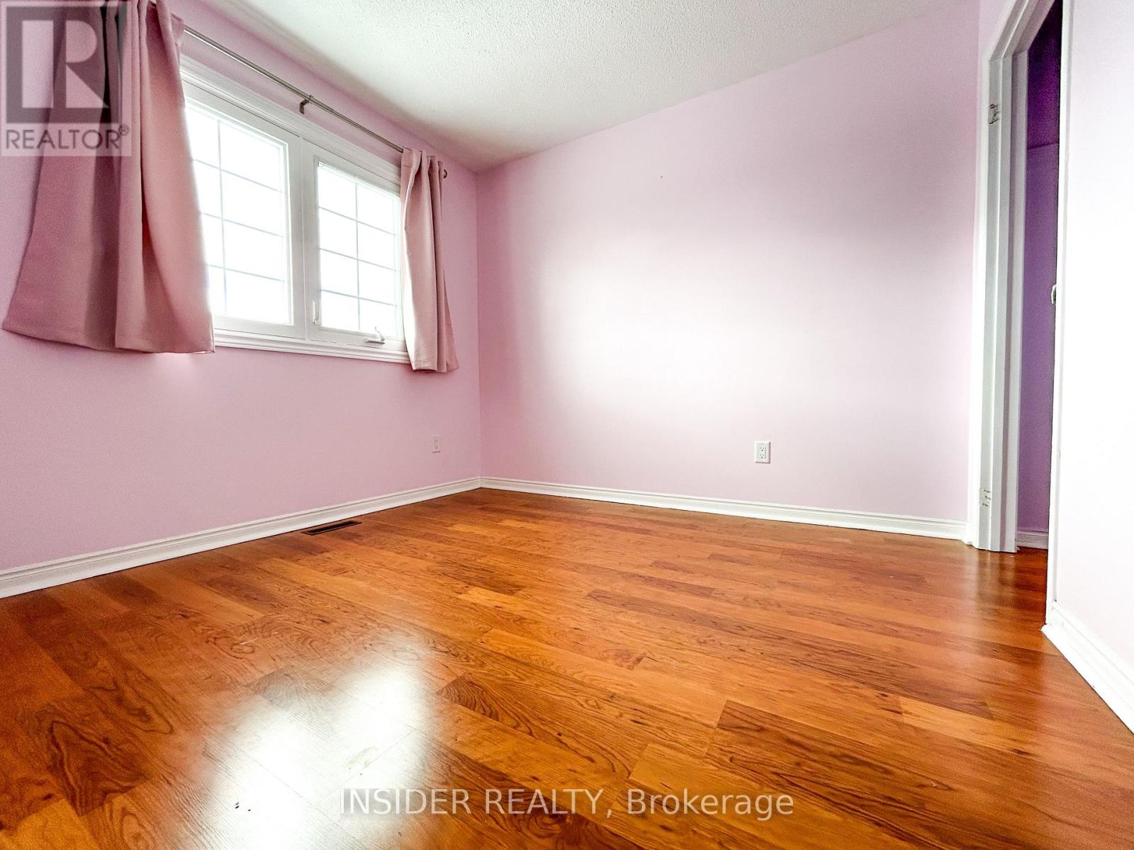 98 White Boulevard, Vaughan, Ontario  L4J 5Z5 - Photo 11 - N13233074