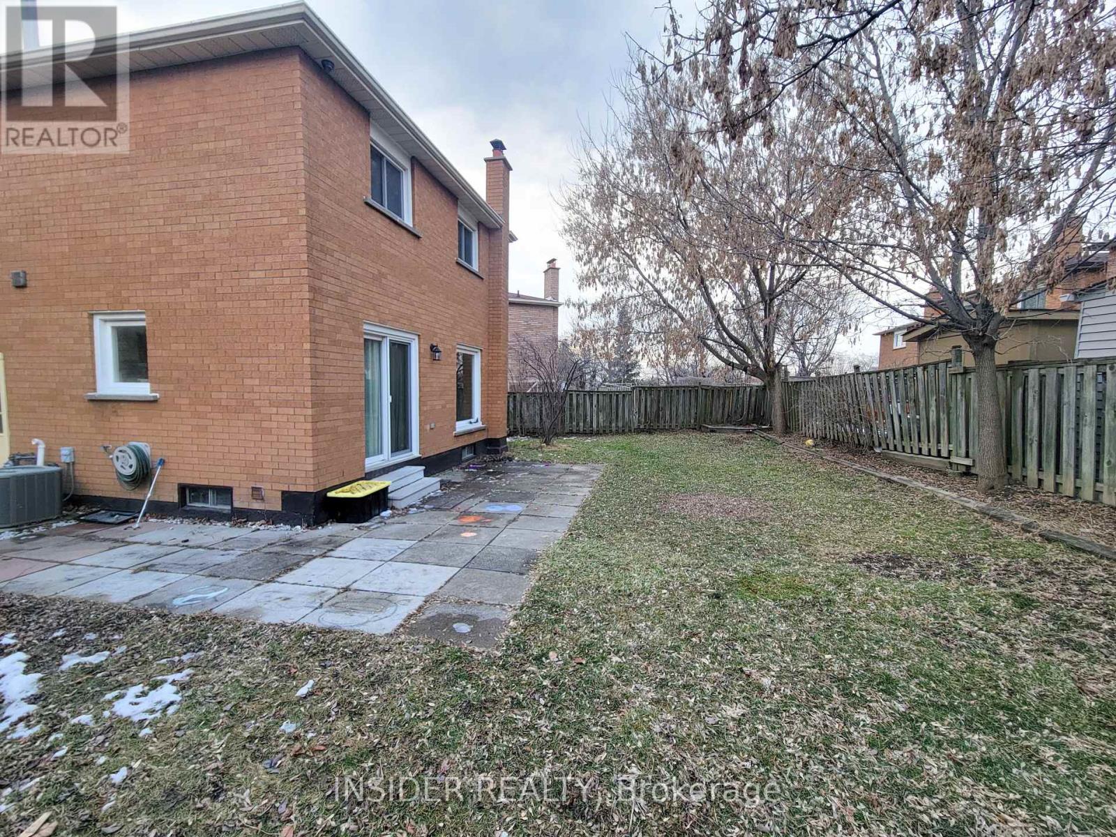 98 White Boulevard, Vaughan, Ontario  L4J 5Z5 - Photo 2 - N13233074