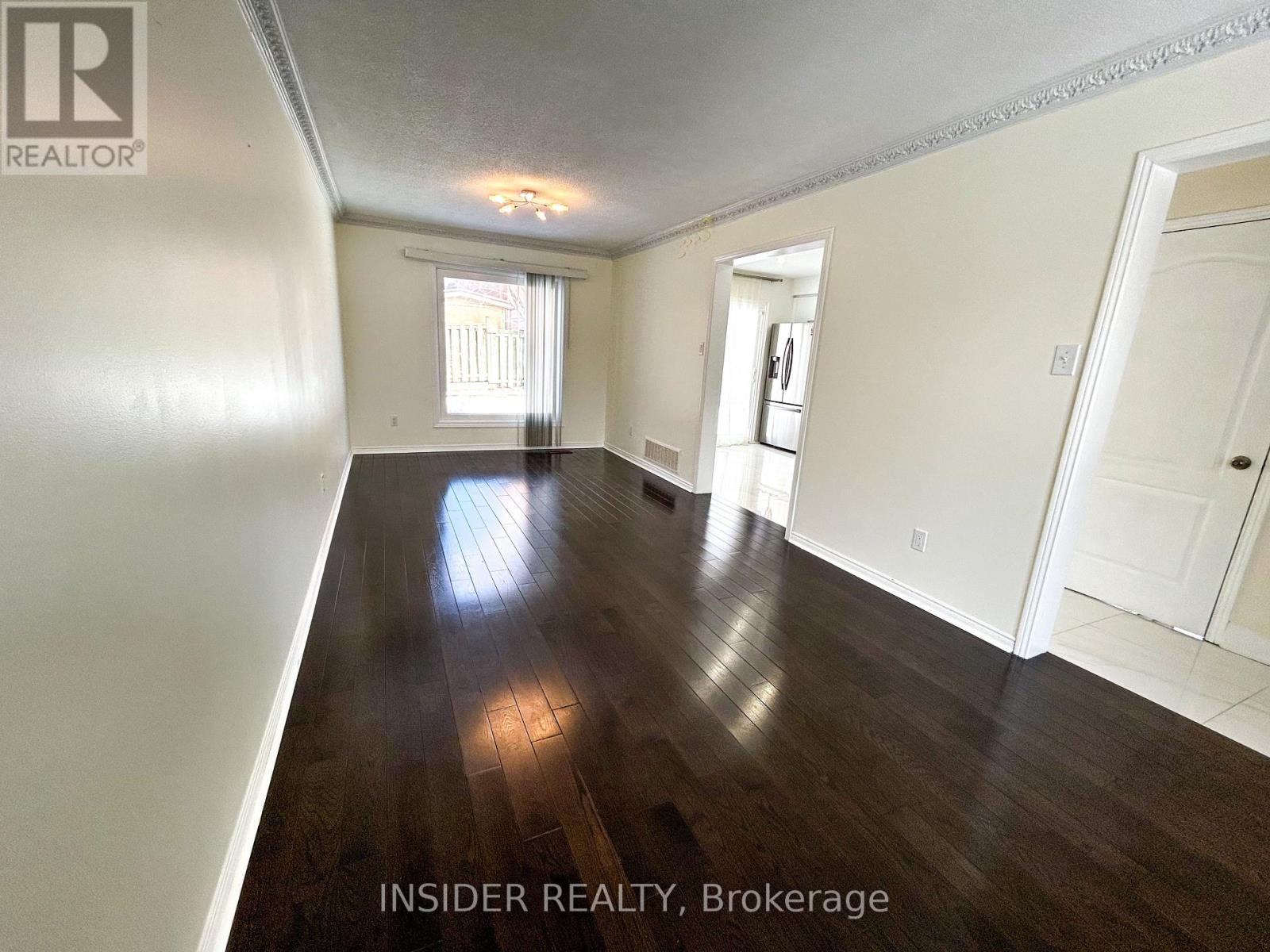 98 White Boulevard, Vaughan, Ontario  L4J 5Z5 - Photo 7 - N13233074