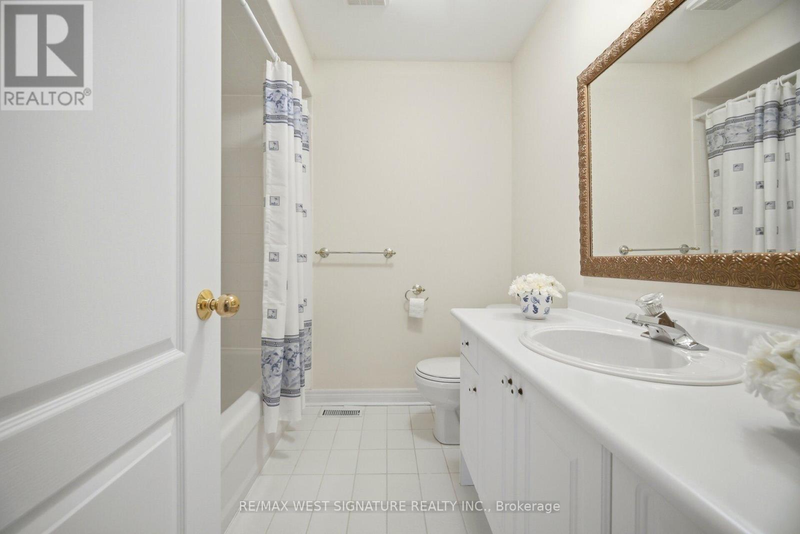 14 Blue Diamond Terrace, Vaughan, Ontario L4H 2G3 - Photo 19 - N13233088
