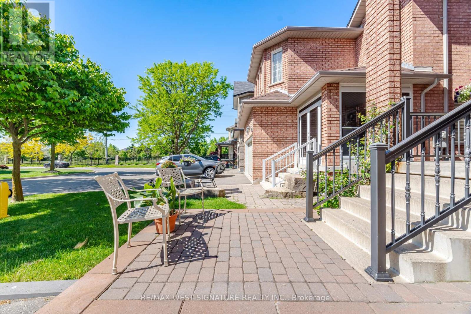 14 Blue Diamond Terrace, Vaughan, Ontario L4H 2G3 - Photo 2 - N13233088
