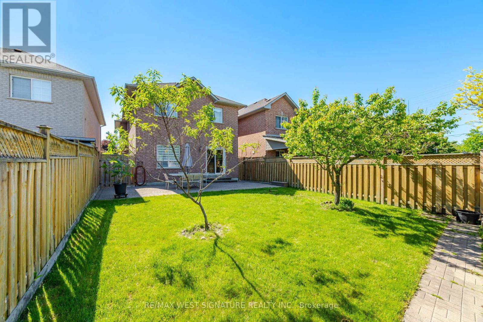 14 Blue Diamond Terrace, Vaughan, Ontario L4H 2G3 - Photo 24 - N13233088