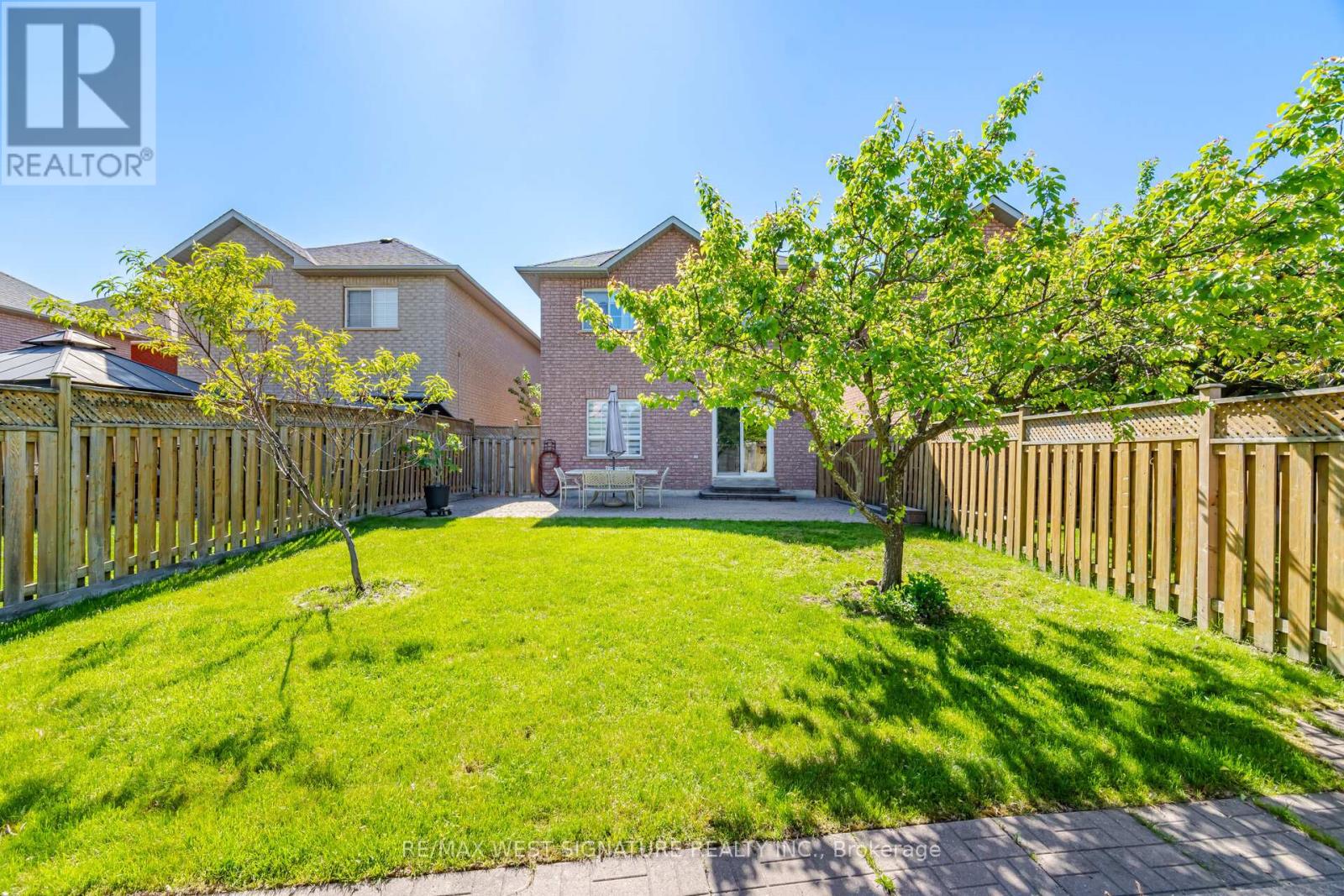 14 Blue Diamond Terrace, Vaughan, Ontario L4H 2G3 - Photo 25 - N13233088