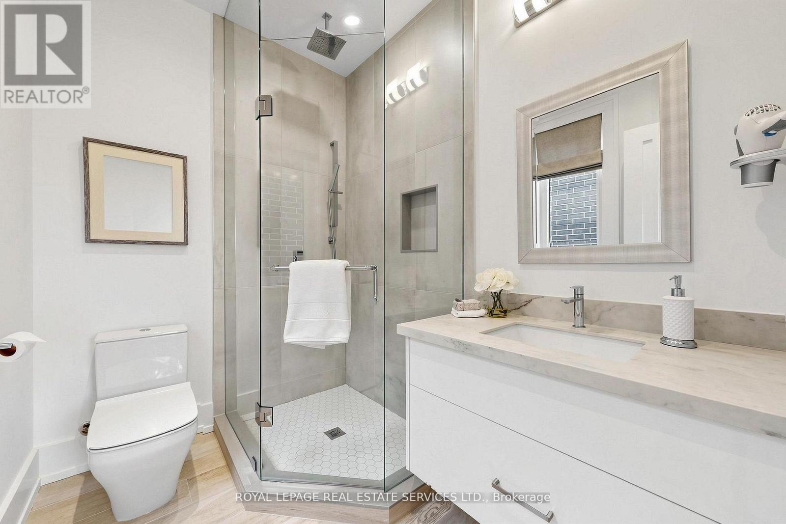 203 Crestwood Road, Vaughan, Ontario  L4J 1A8 - Photo 32 - N13233110