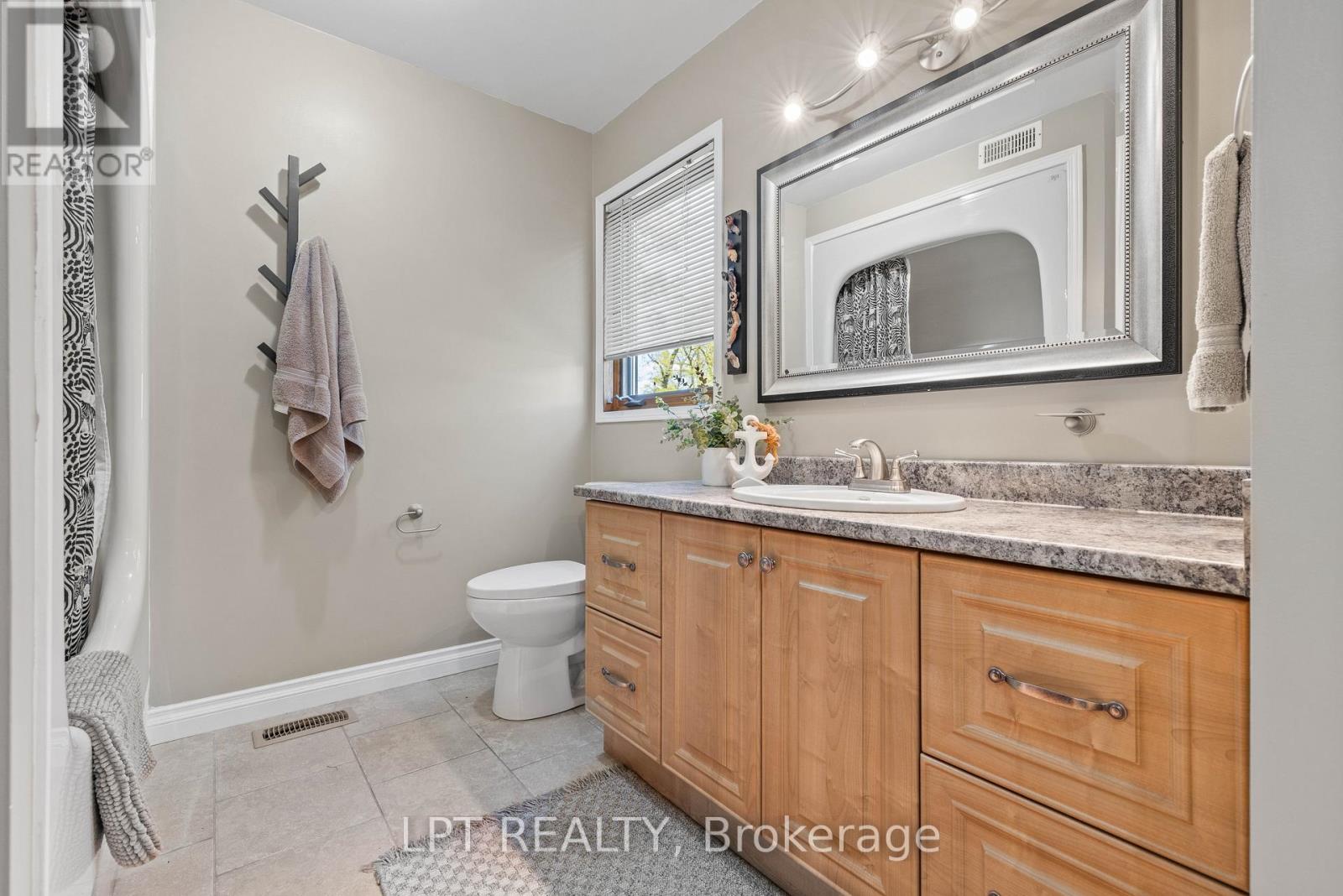 293 Hedge Road, Georgina, Ontario  L0E 1R0 - Photo 18 - N13233118