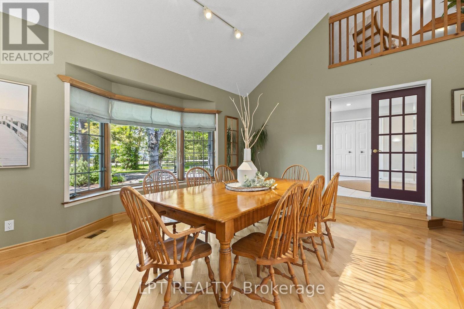 293 Hedge Road, Georgina, Ontario  L0E 1R0 - Photo 8 - N13233118