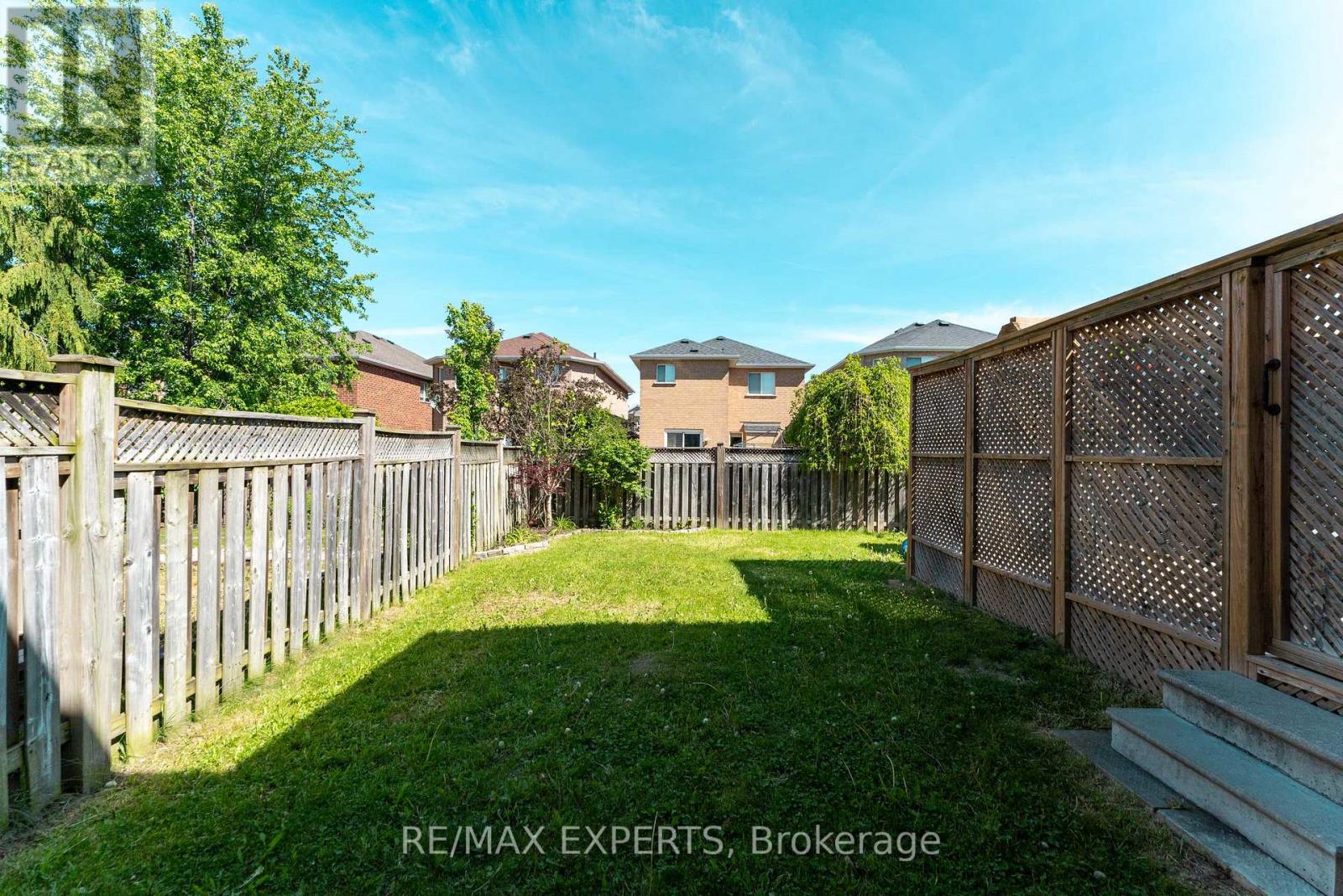 69 Shetland Crescent, Vaughan, Ontario L6A 3B8 - Photo 38 - N13233130