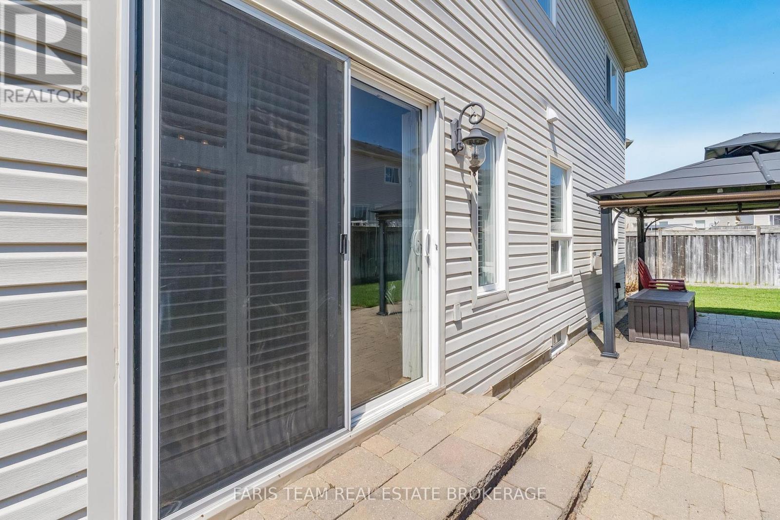 43 Maple Crown Terrace, Barrie, Ontario  L4M 7H9 - Photo 36 - S13232778