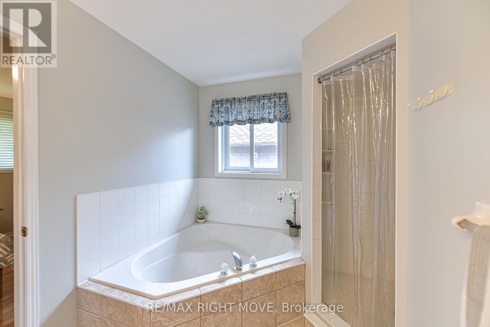 3170 Monarch Drive W, Orillia, Ontario  L3V 7W9 - Photo 17 - S13233132