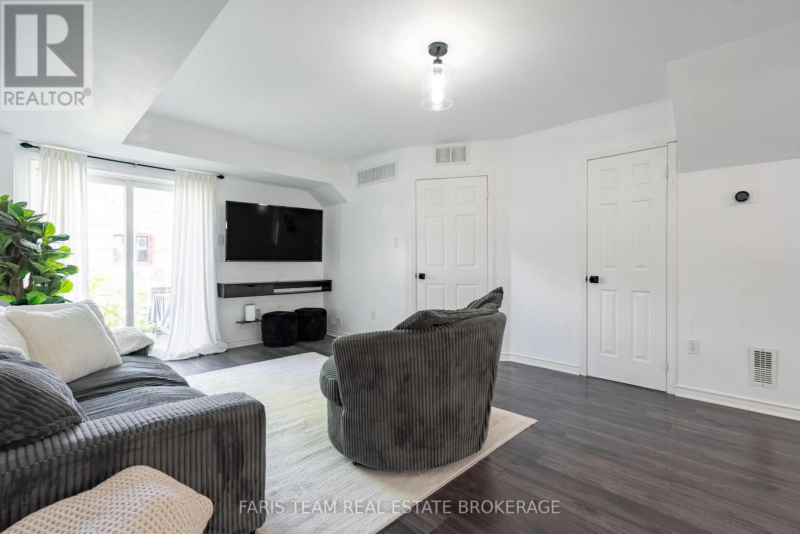 37 - 241 Ferndale Drive S, Barrie, Ontario  L4N 0T6 - Photo 12 - S13233162