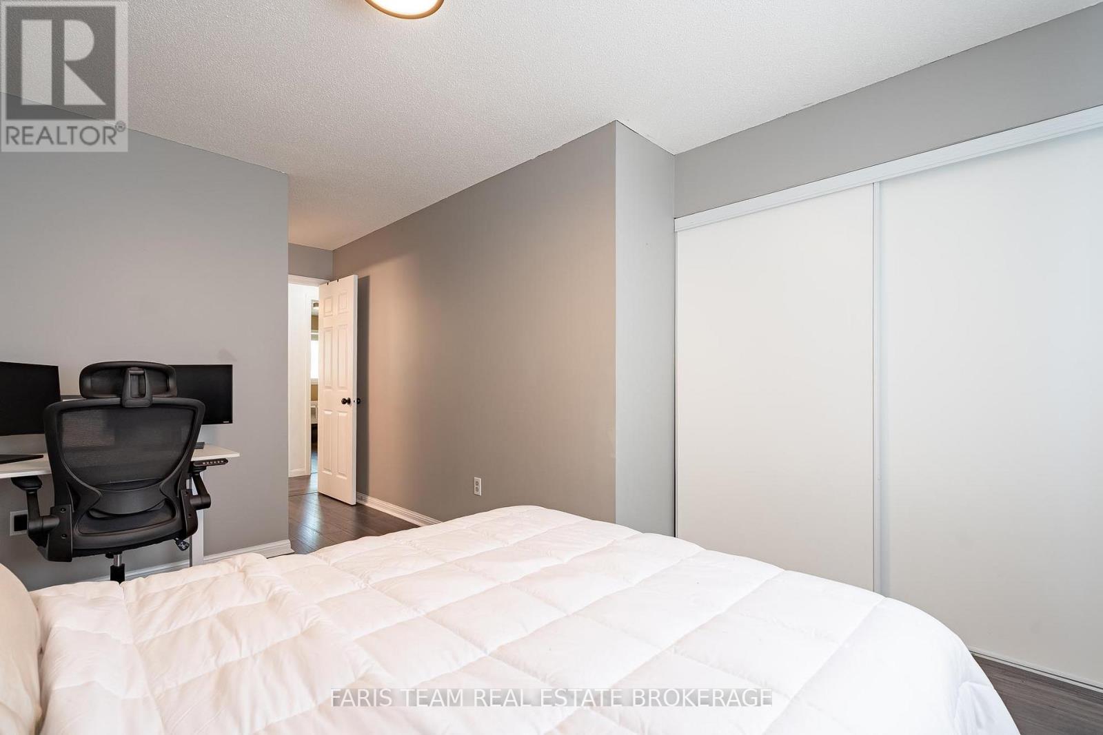 37 - 241 Ferndale Drive S, Barrie, Ontario  L4N 0T6 - Photo 16 - S13233162