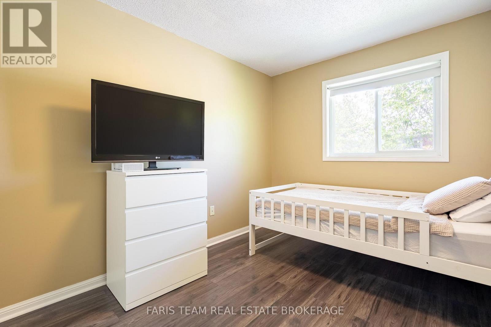 37 - 241 Ferndale Drive S, Barrie, Ontario  L4N 0T6 - Photo 17 - S13233162