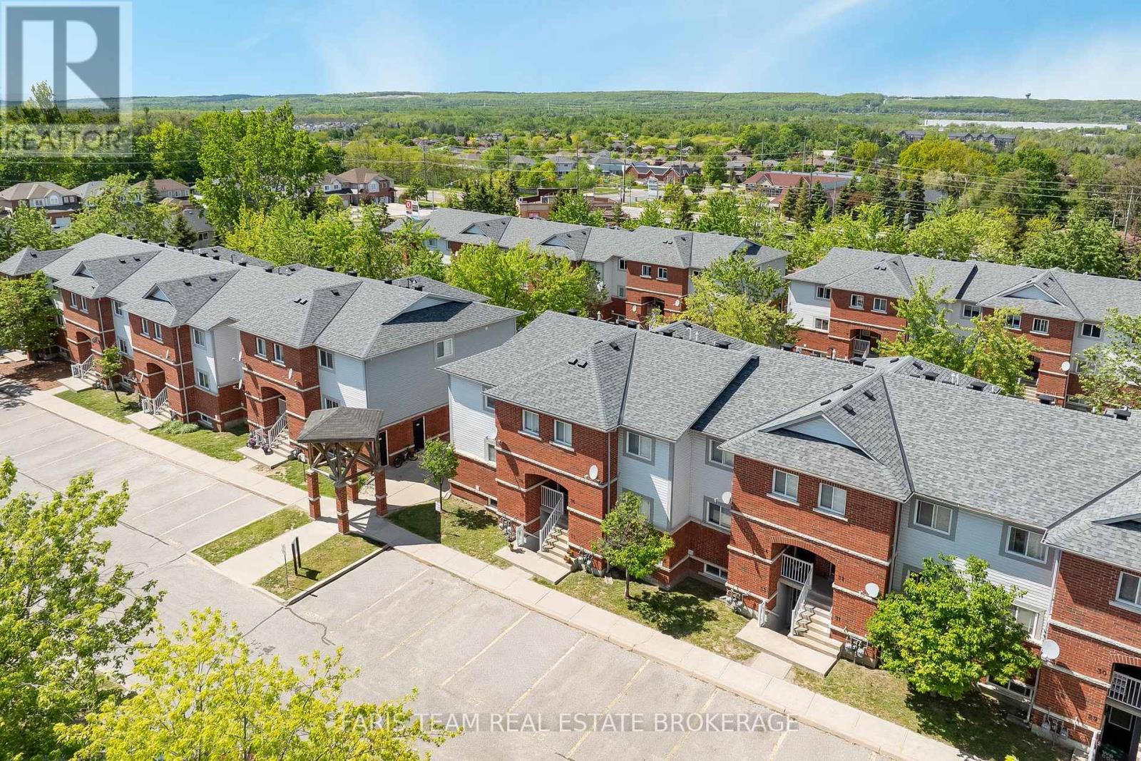 37 - 241 Ferndale Drive S, Barrie, Ontario  L4N 0T6 - Photo 3 - S13233162