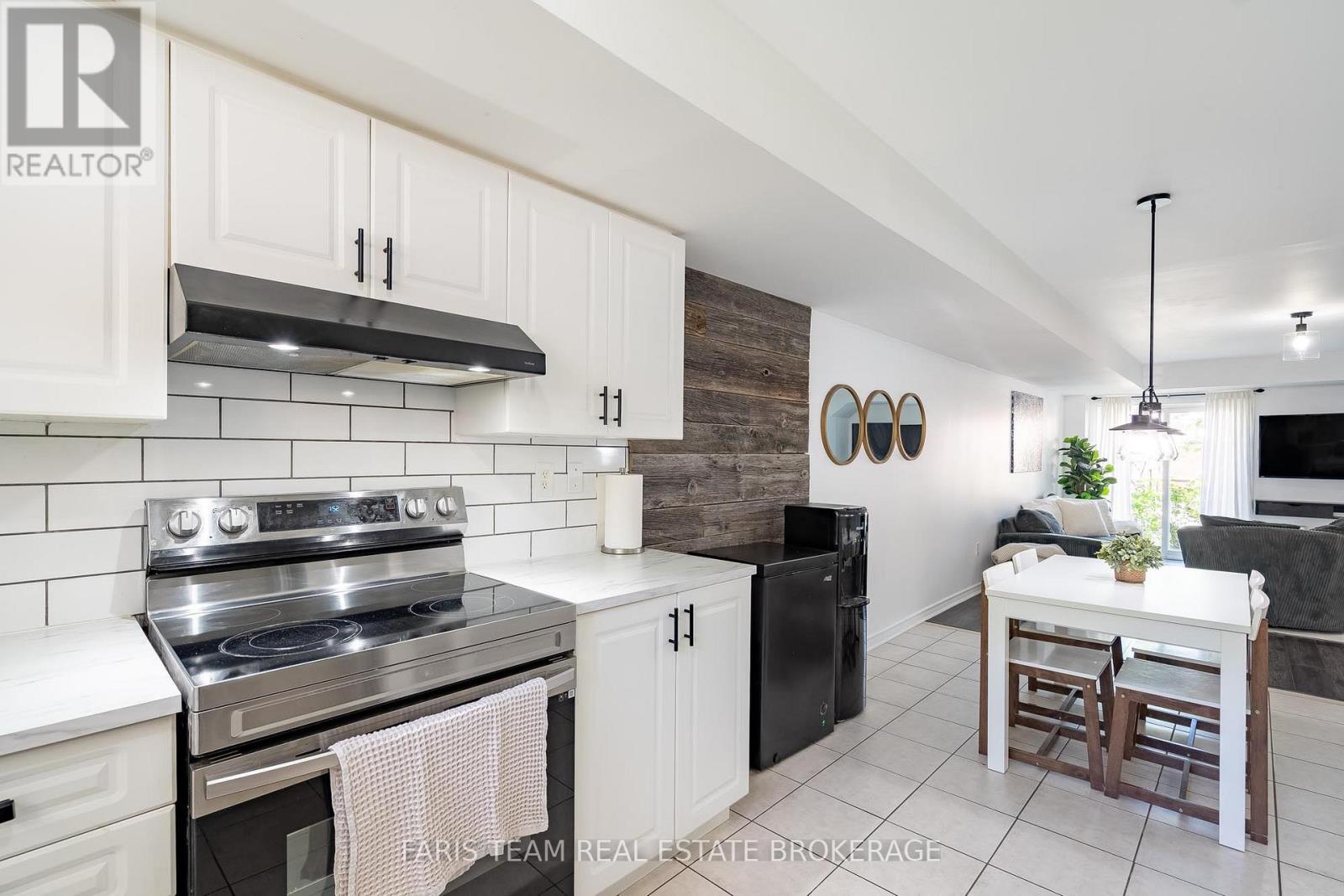 37 - 241 Ferndale Drive S, Barrie, Ontario  L4N 0T6 - Photo 8 - S13233162