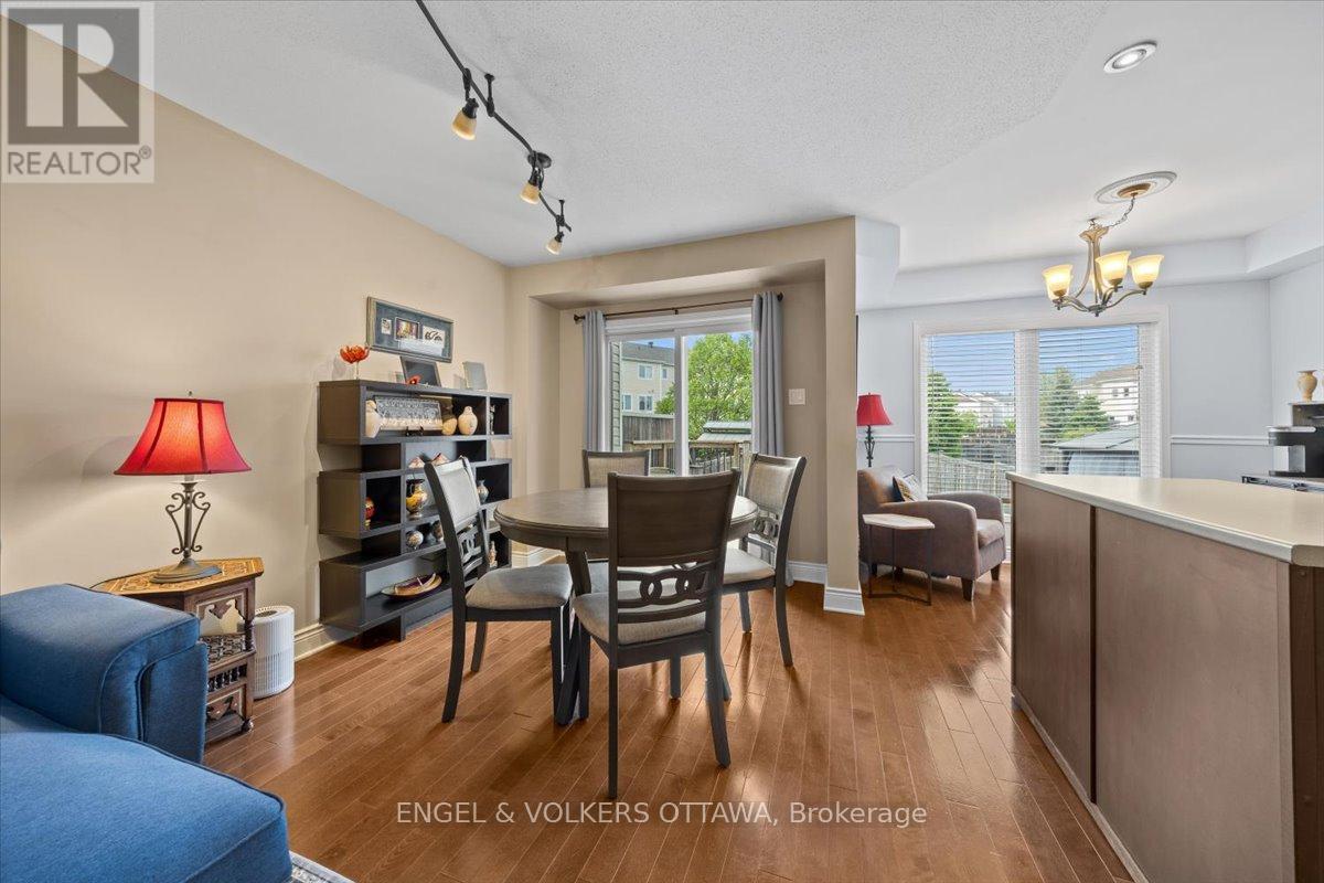 319 Hillsboro Private, Ottawa, Ontario  K2M 3B2 - Photo 10 - X13233196