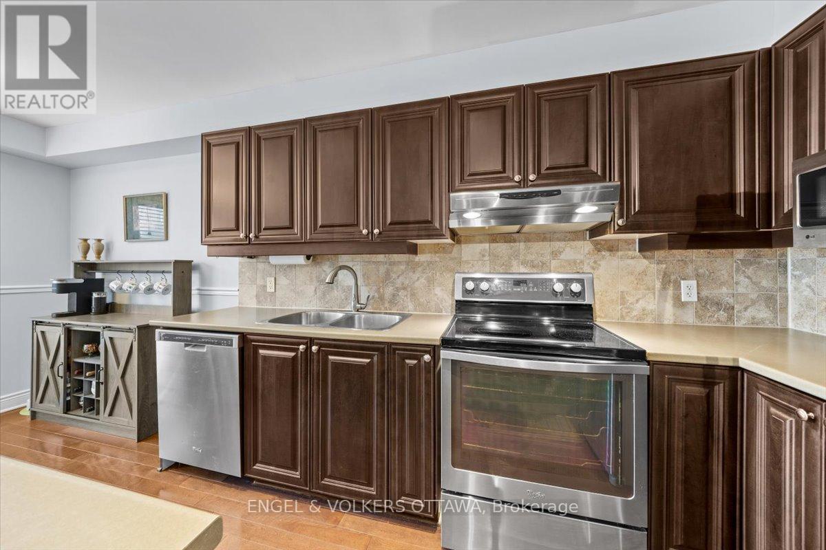 319 Hillsboro Private, Ottawa, Ontario  K2M 3B2 - Photo 14 - X13233196