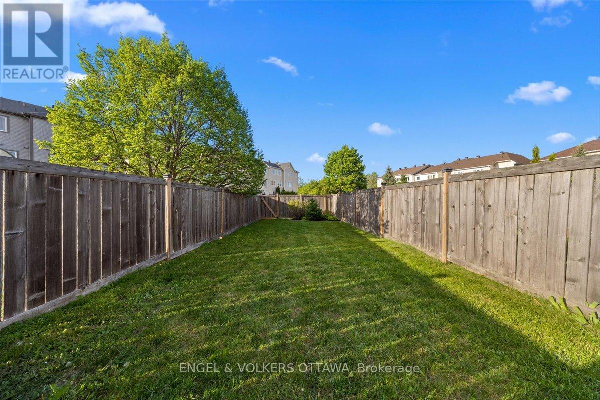 319 Hillsboro Private, Ottawa, Ontario  K2M 3B2 - Photo 38 - X13233196