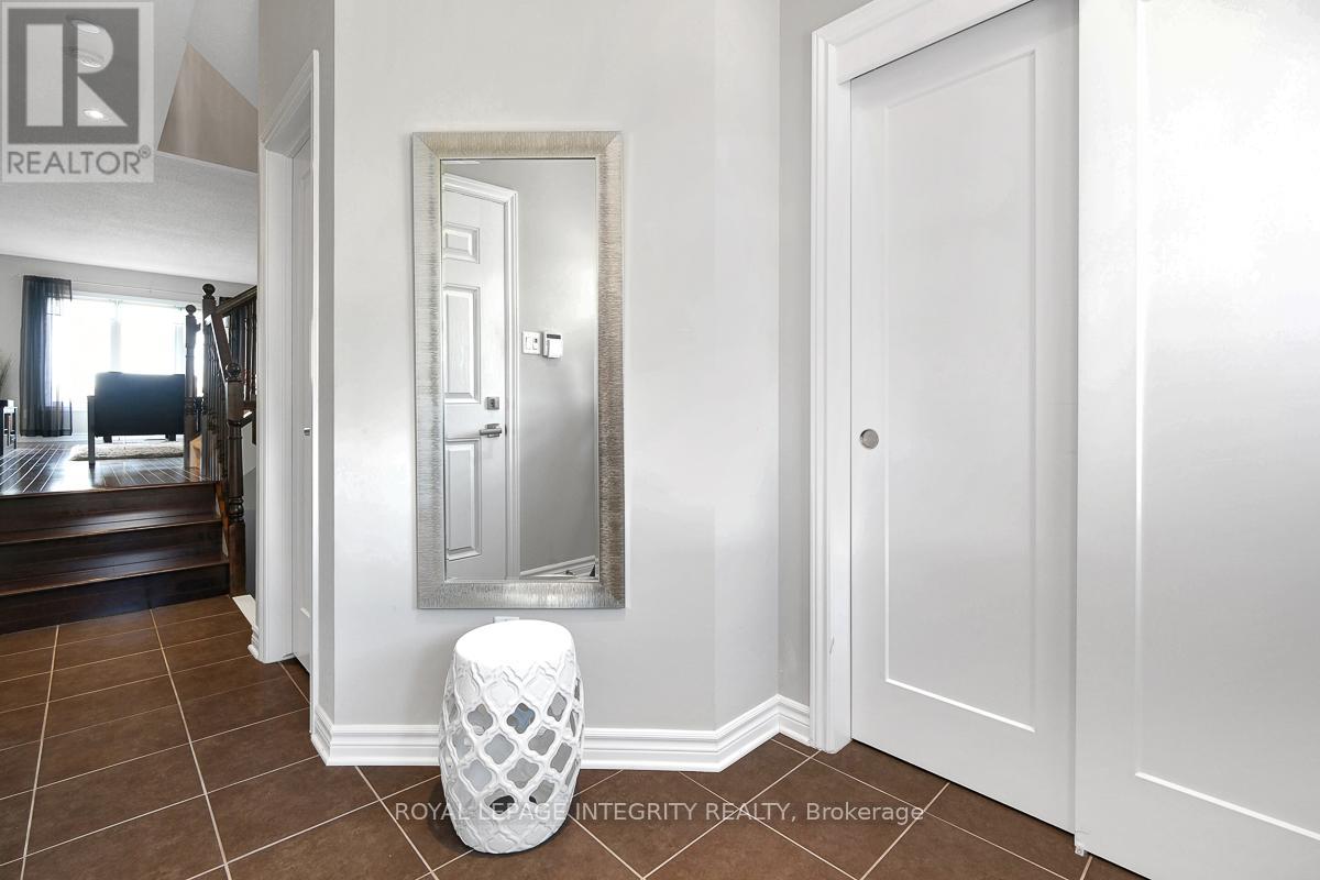 352 Axis Way, Ottawa, Ontario  K1W 0J9 - Photo 3 - X13233466