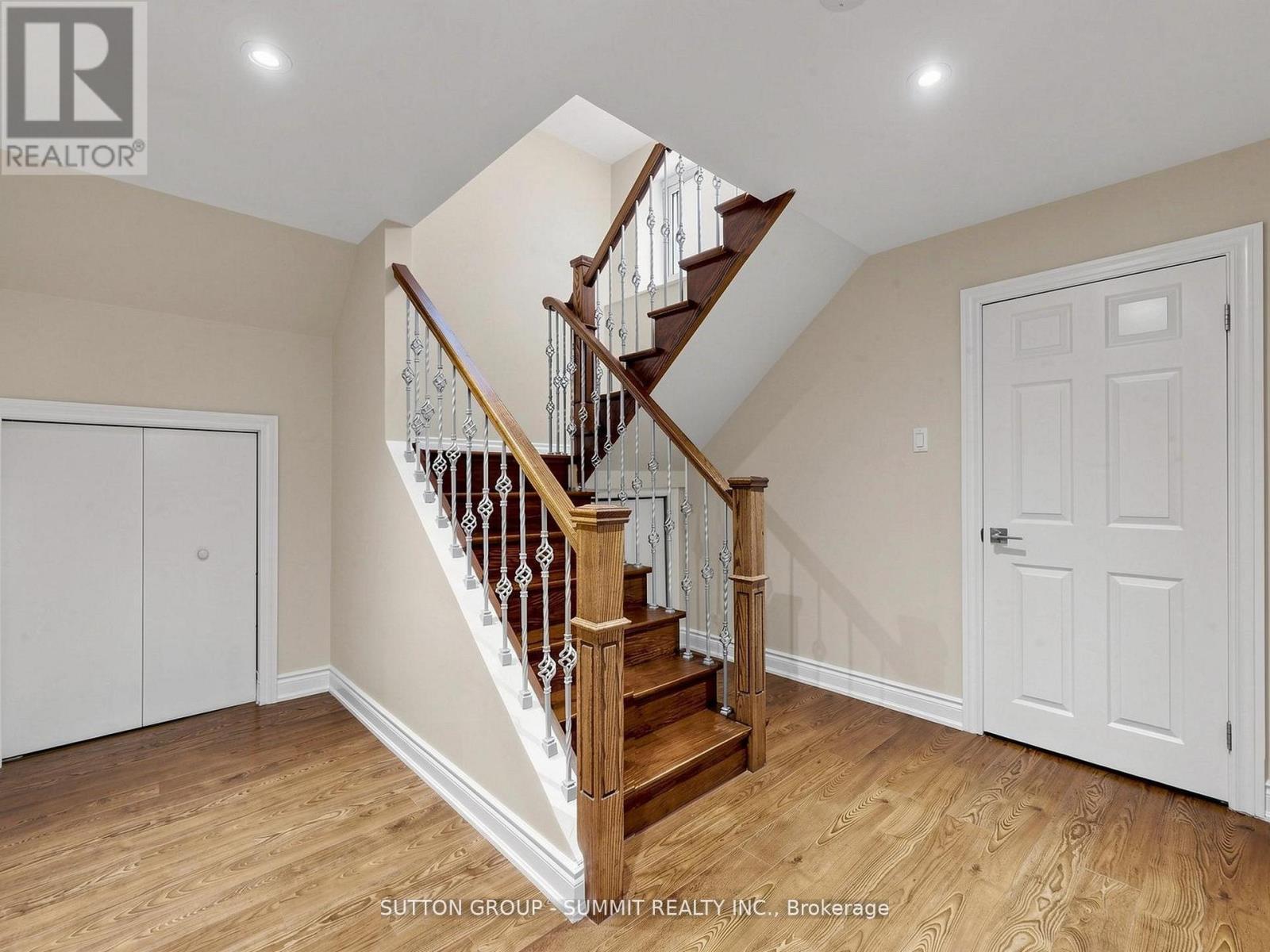 3485 Cawthra Road, Mississauga, Ontario  L5A 2X9 - Photo 35 - W13232780