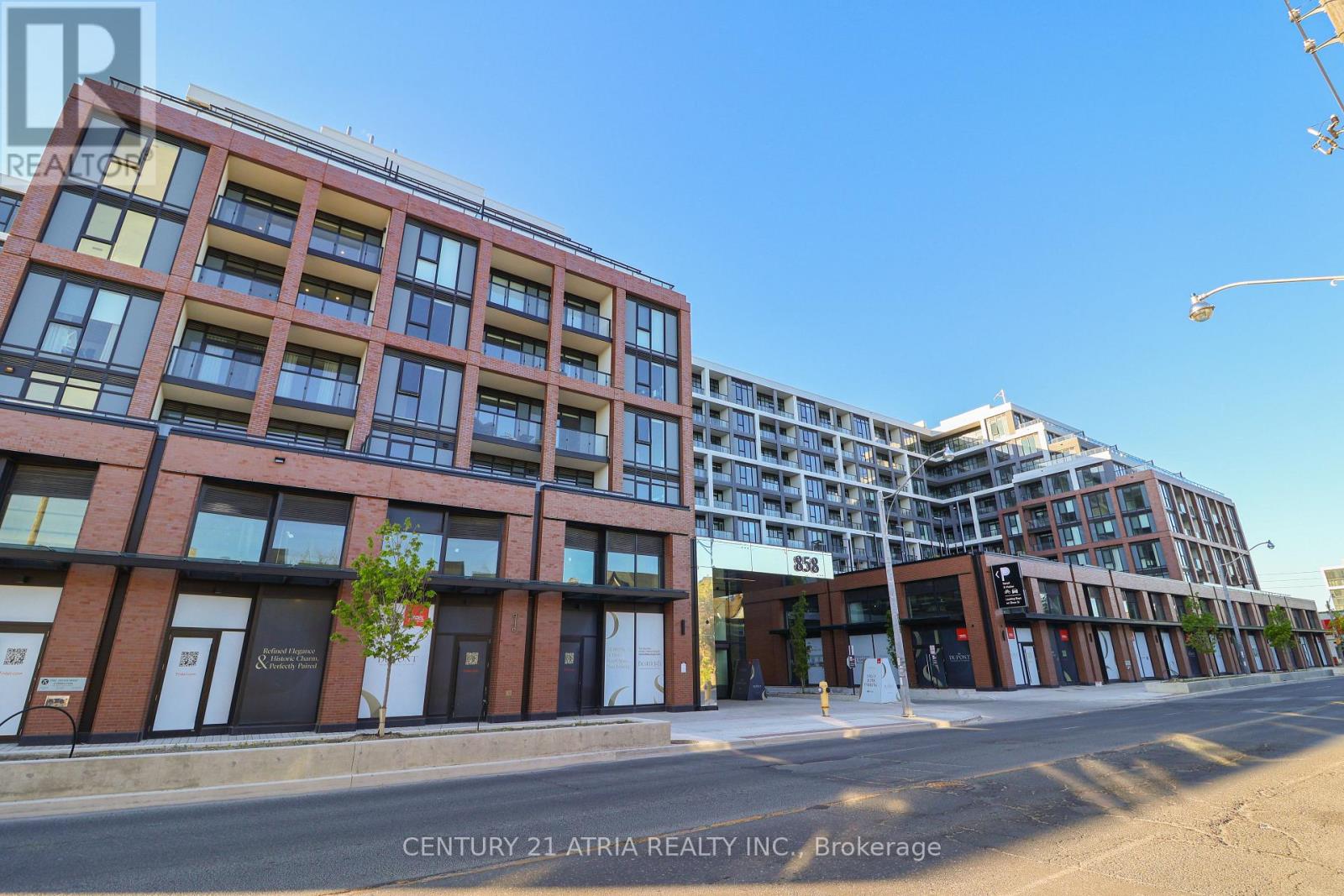 718 - 858 DUPONT STREET, Toronto, Ontario