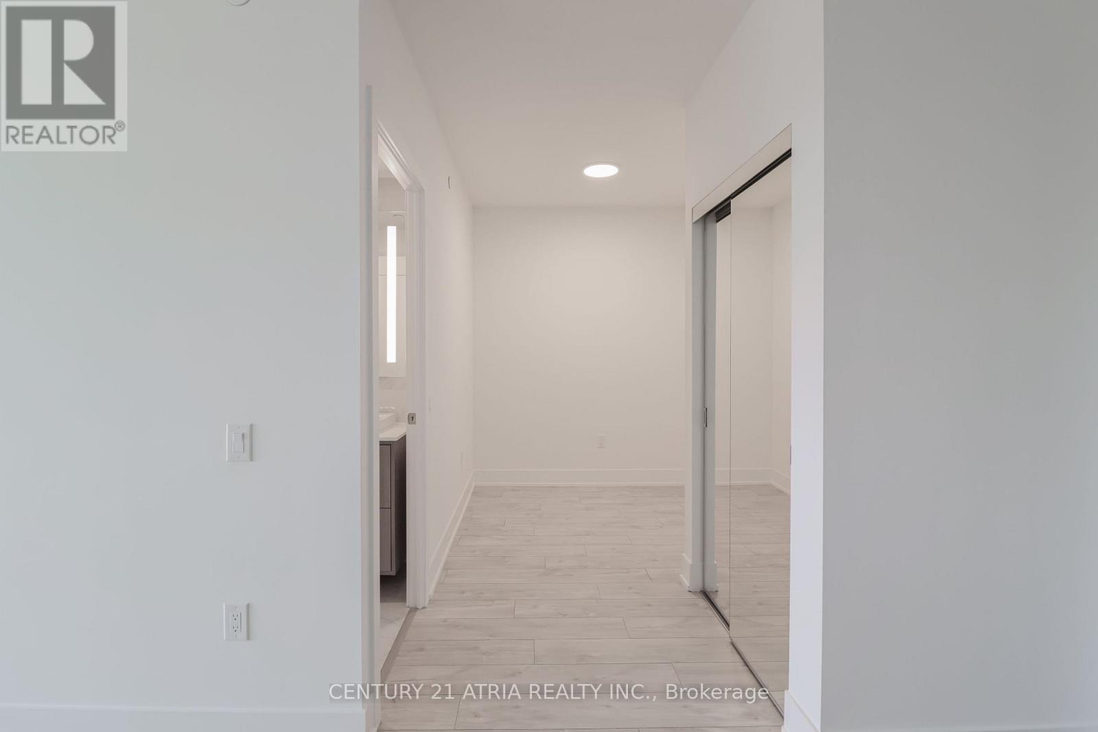 718 - 858 Dupont Street, Toronto, Ontario  M6G 0C1 - Photo 5 - W13232786