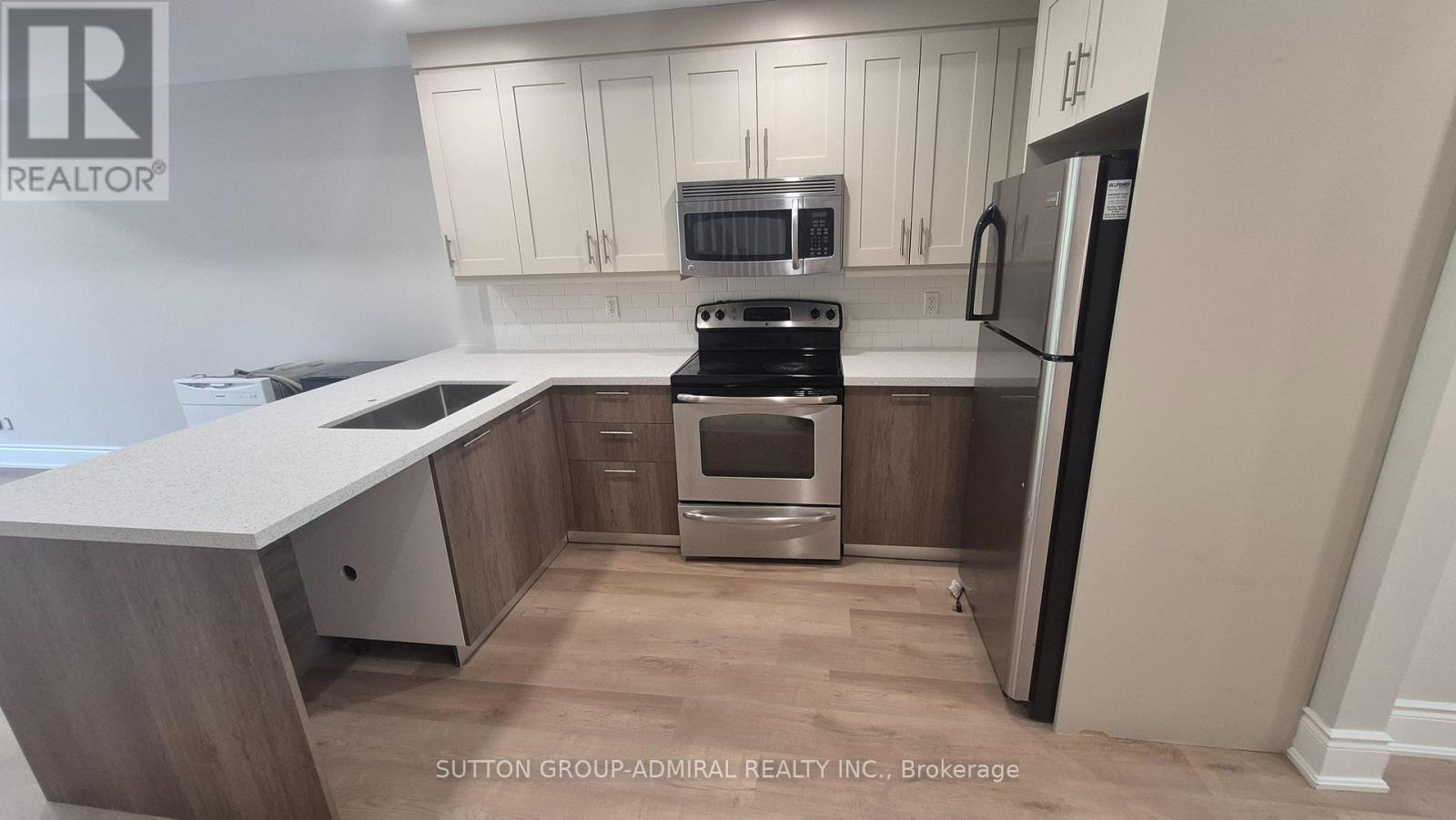 611 Marlee Avenue, Toronto, Ontario  M6B 2E1 - Photo 7 - W13232800