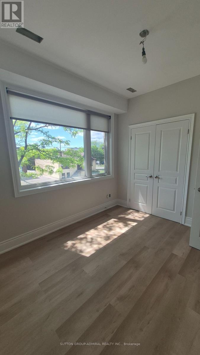 611 Marlee Avenue, Toronto, Ontario  M6B 2E1 - Photo 8 - W13232800