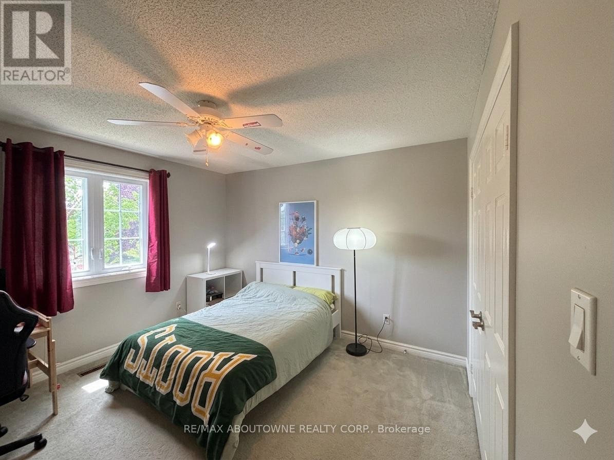 Main - 1284 Creekside Drive, Oakville, Ontario  L6H 4Y5 - Photo 13 - W13232874