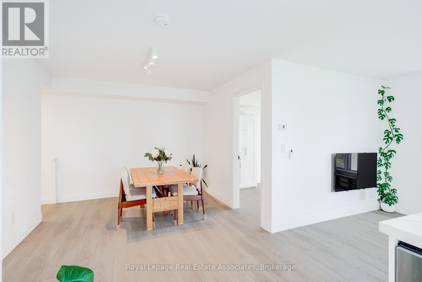 705 - 70 High Park Avenue, Toronto, Ontario  M6P 1A1 - Photo 6 - W13232942