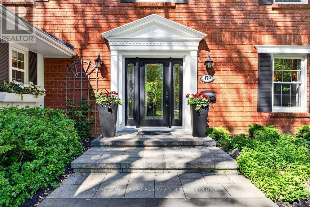 479 Morrison Road, Oakville, Ontario  L6J 4K6 - Photo 4 - W13233004