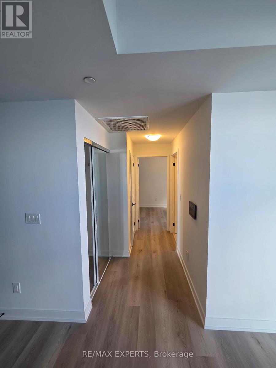 1903 - 2075 Lakeshore Road, Burlington, Ontario  L7R 0H3 - Photo 4 - W13233080