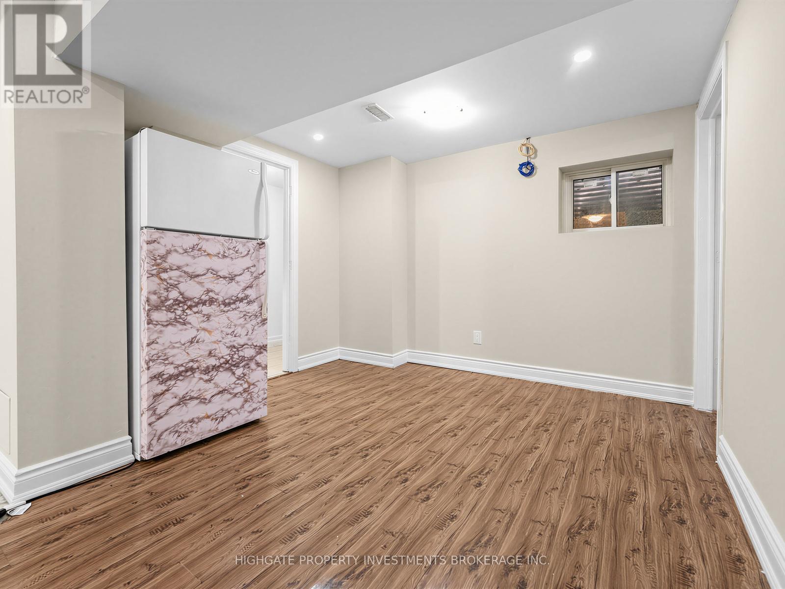 Bsmt - 36 Reigate Avenue, Brampton, Ontario  L6V 2E3 - Photo 10 - W13233112