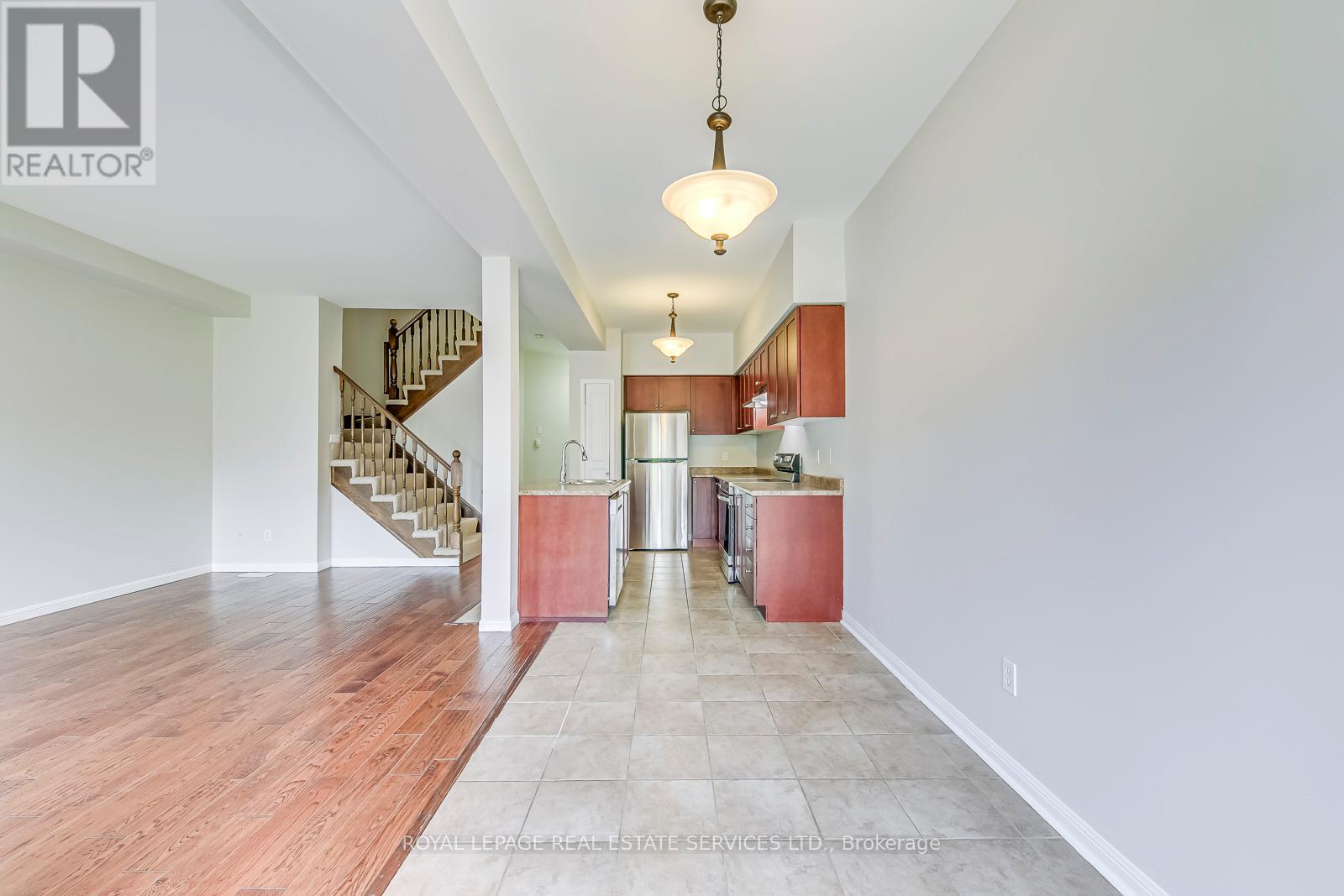 2268 Highcroft Road, Oakville, Ontario  L6M 4Y4 - Photo 13 - W13233126