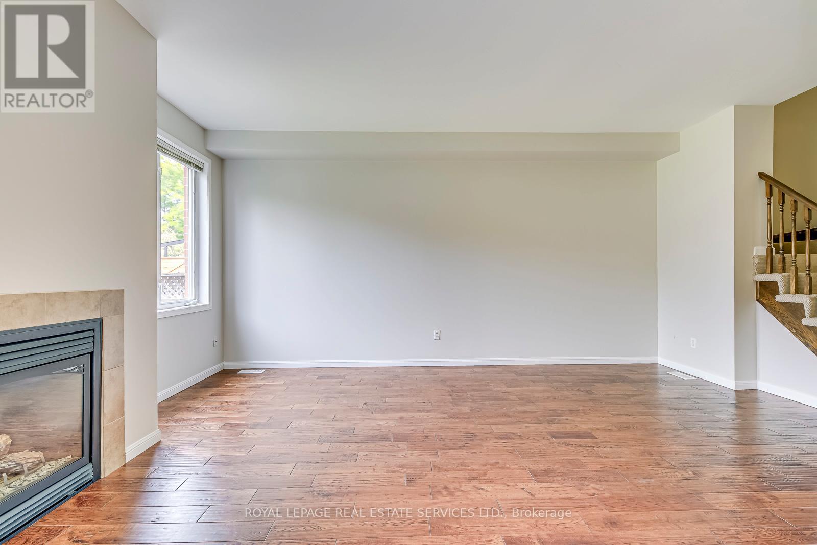2268 Highcroft Road, Oakville, Ontario  L6M 4Y4 - Photo 7 - W13233126